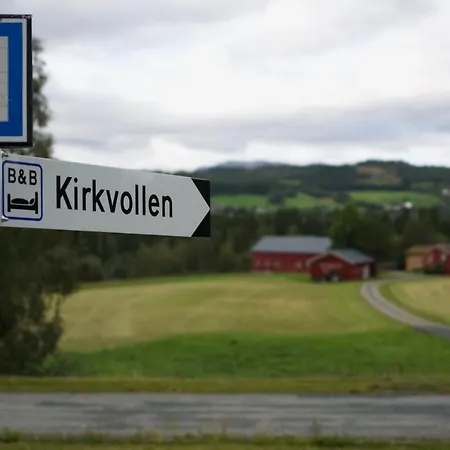 Kirkvollen Pilegrimsgård Bed & Breakfast 3*