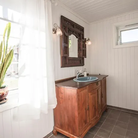 Kirkvollen Pilegrimsgård Bed & Breakfast Tydal